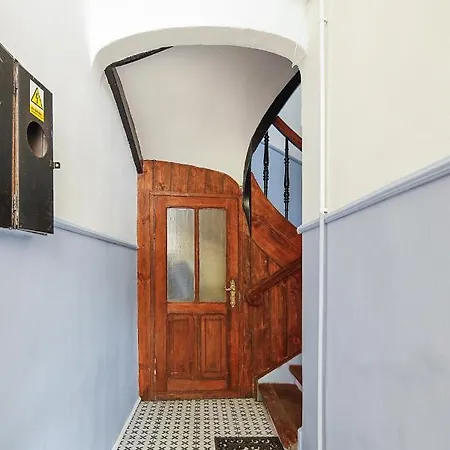 Gustowny Victus Z 2 Sypialniami By Renters Appartement